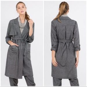 ❄️BLACK WHITE BELTED COAT